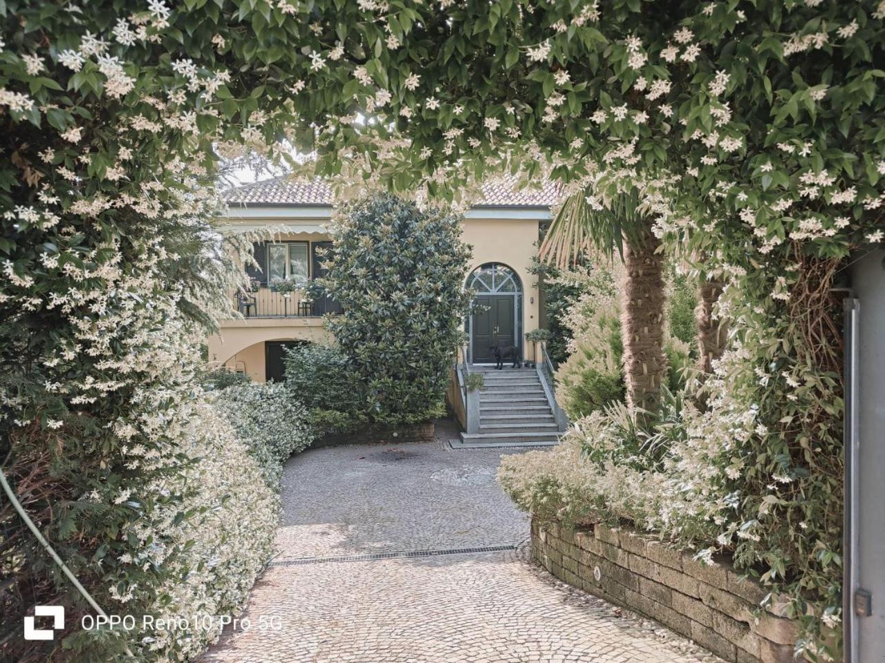 Appartamento Rose'S Garden - Un Angolo Di Quiete Pino Torinese Esterno foto